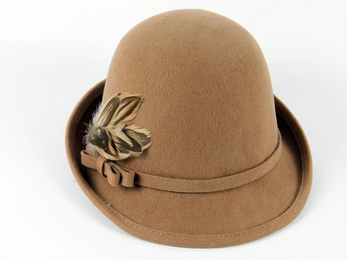 tan cloche hat